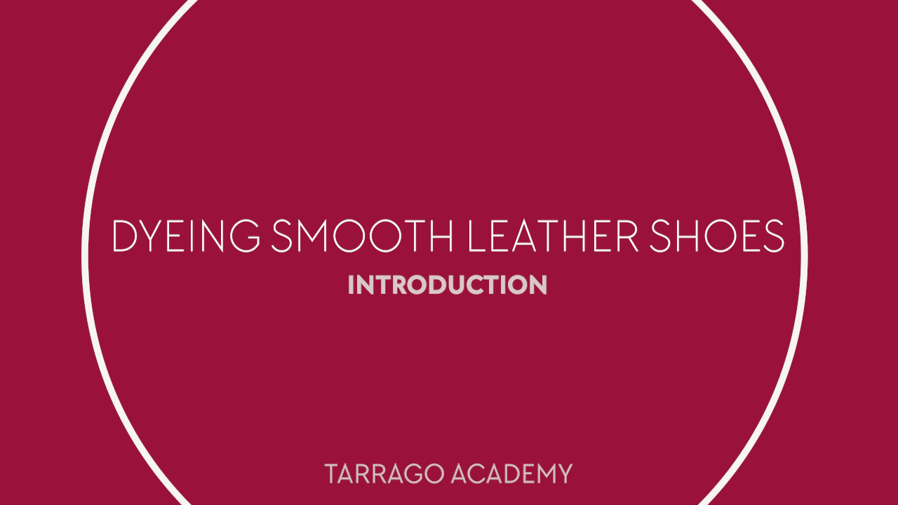 Dyeing smooth leather shoes